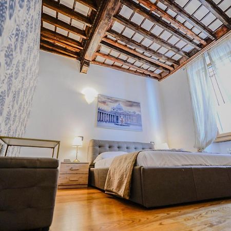 Campo De Fiori Relais Aparthotel โรม ภายนอก รูปภาพ