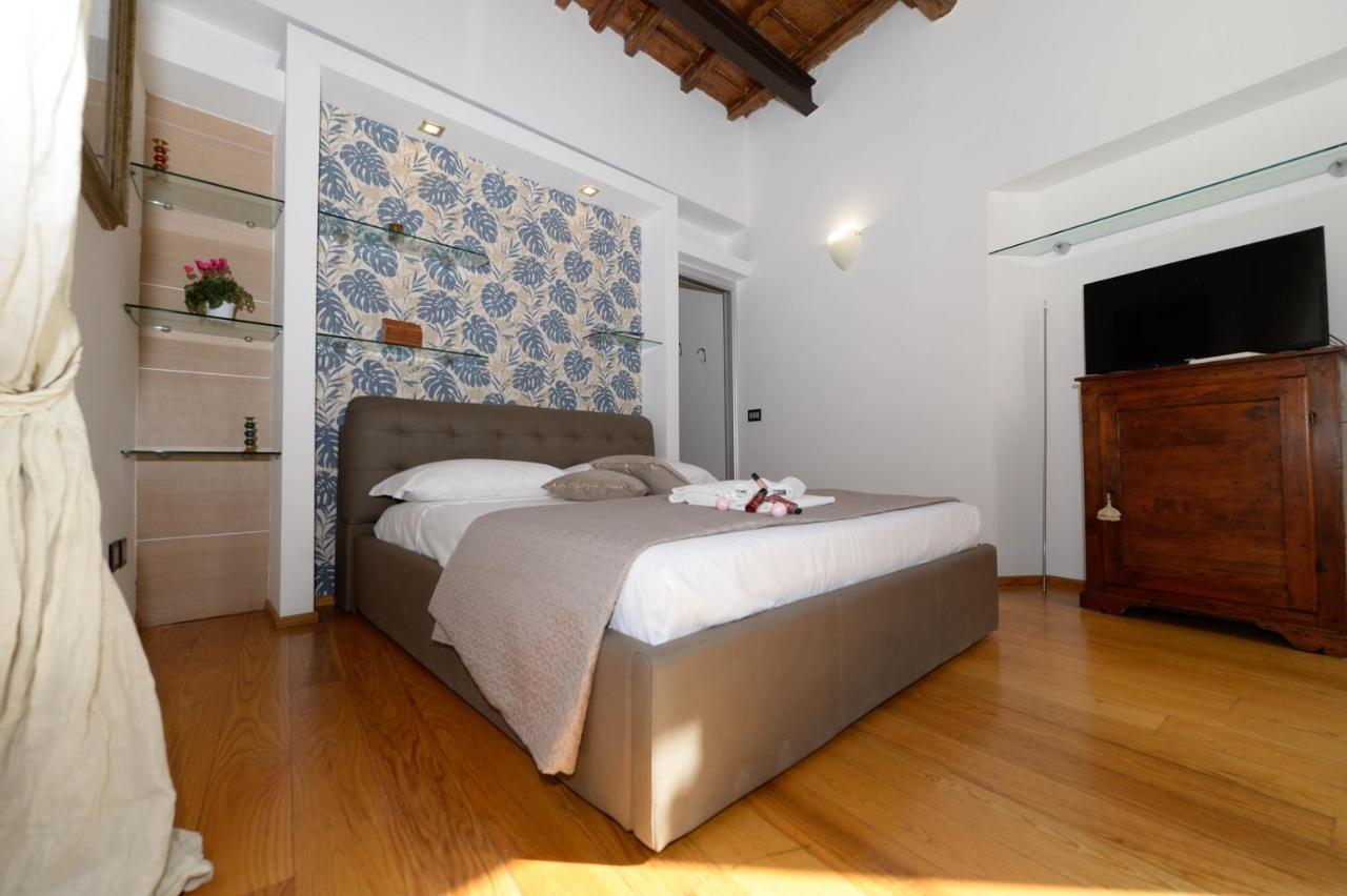Campo De Fiori Relais Aparthotel โรม ภายนอก รูปภาพ