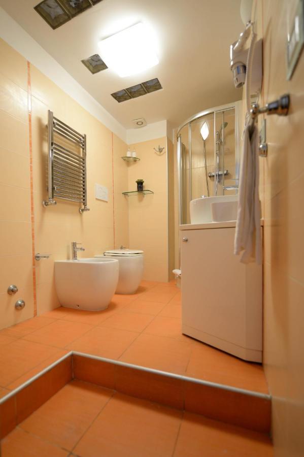 Campo De Fiori Relais Aparthotel โรม ภายนอก รูปภาพ